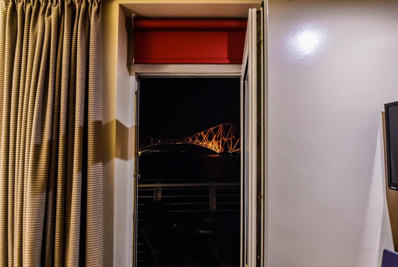 Orocco Pier 3* South Queensferry