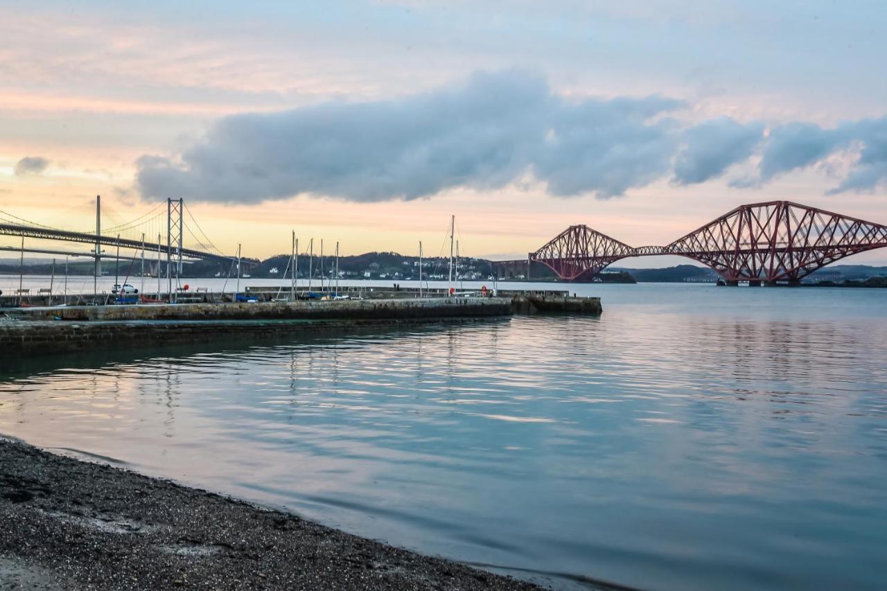 Orocco Pier 3* South Queensferry