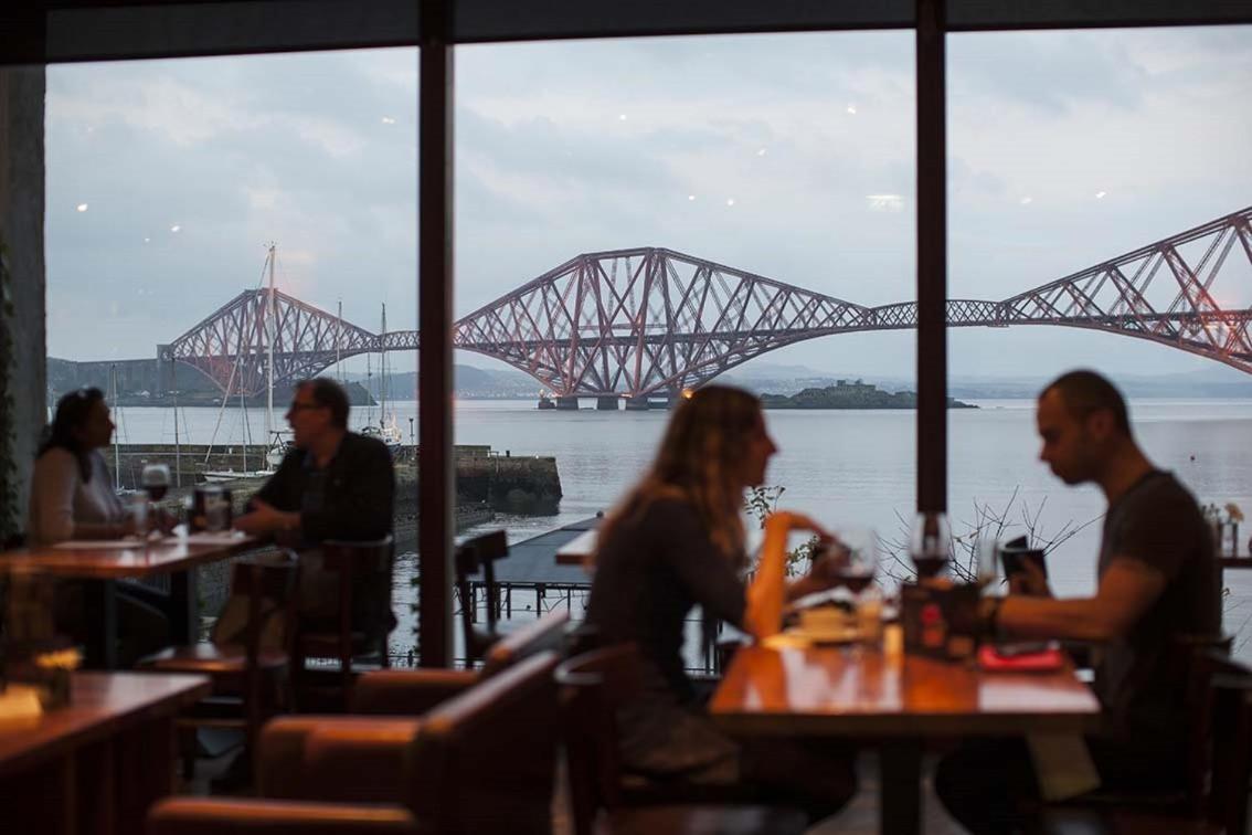 Orocco Pier 3* South Queensferry